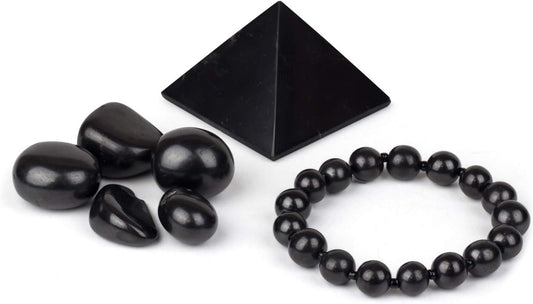 Heka Naturals Pyramide de Shungite Polie (5 cm), Bracelet Extensible & Pierres Roulées | Décoration d'intérieur, Purification de l'eau Désintoxication - Chakra Cristaux Bijoux Spirituels